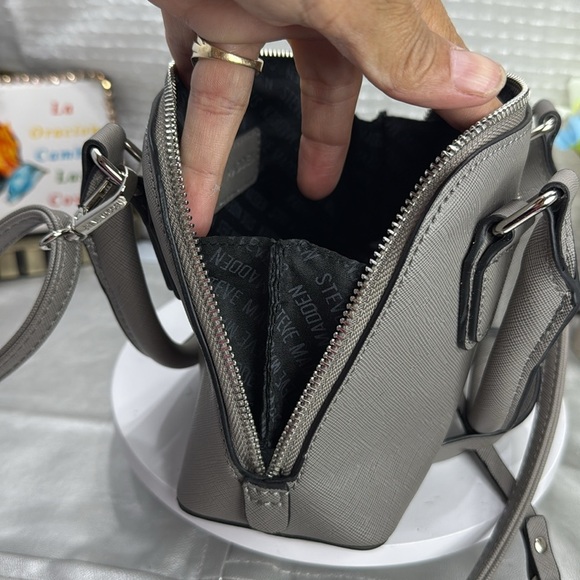 (X2) STEVE MADDEN BFAITH MINI CROSSBODY BAG - Picture 14 of 15